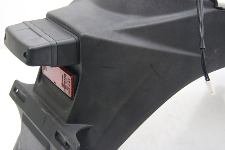 photo de ACHTERSPATBORD SUZUKI SIXTEEN 125 (2008 - 2010) - Overzicht