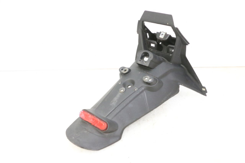 photo de ACHTERSPATBORD APRILIA SXR 50 (2021 - 2023) - Bevestigingspunten