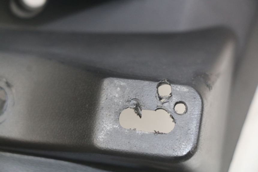 photo de ACHTERSPATBORD SYM SYMPHONY 125 (2009 - 2015) - Detail van het onderdeel