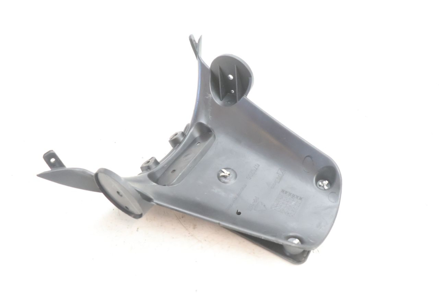 photo de ACHTERSPATBORD PIAGGIO VESPA PRIMAVERA 2T 50 (2013 - 2018) - Bevestigingspunten