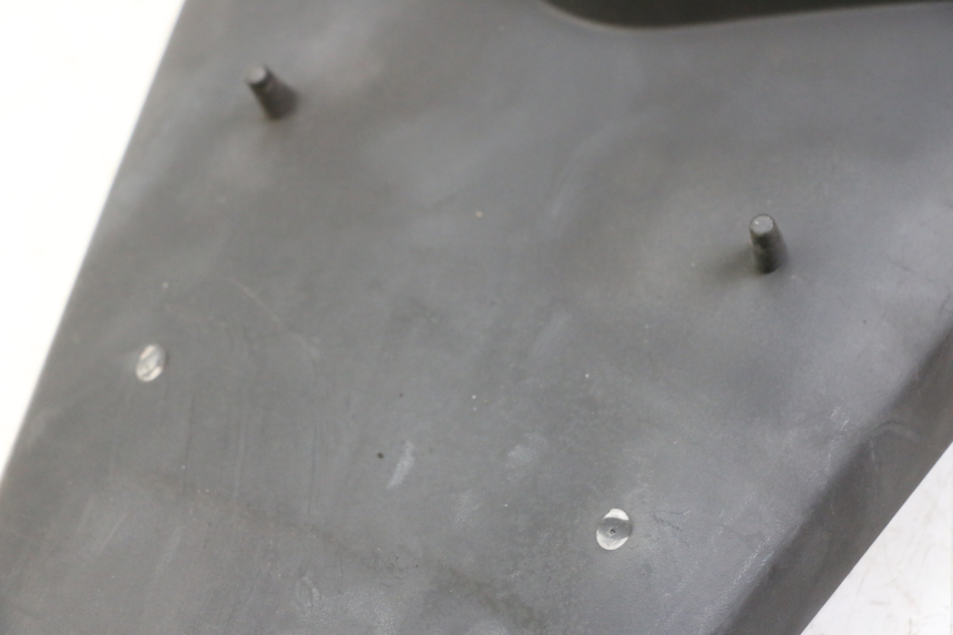 photo de ACHTERSPATBORD YAMAHA X-MAX XMAX ABS 250 (2010 - 2012) - Bevestigingspunten