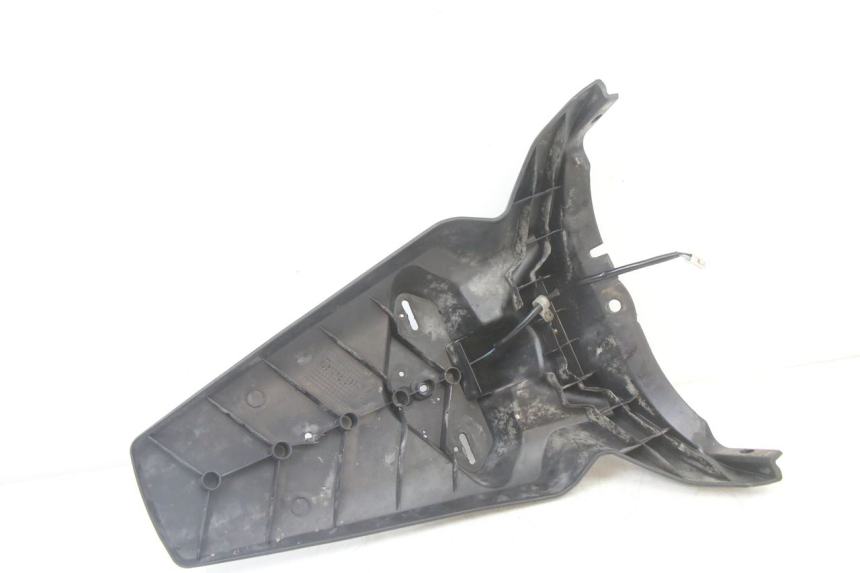 photo de ACHTERSPATBORD YAMAHA X-MAX XMAX 125 (2010 - 2013) - Staat van het oppervlak