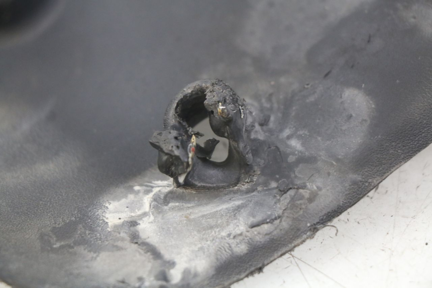 photo de ACHTERSPATBORD PIAGGIO ZIP 4T 50 (2018 - 2020) - Technische close-up