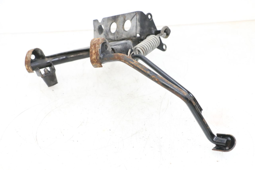 photo de CENTRAAL STANDAARD PEUGEOT SATELIS 125 (2013 - 2018) - Detail van het onderdeel