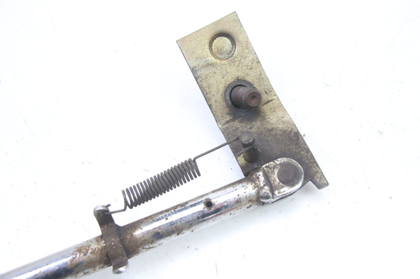 photo de ZIJSTANDAARD MBK BOOSTER NEXT GENERATION 50 (1995 - 1998) - Bevestigingspunten