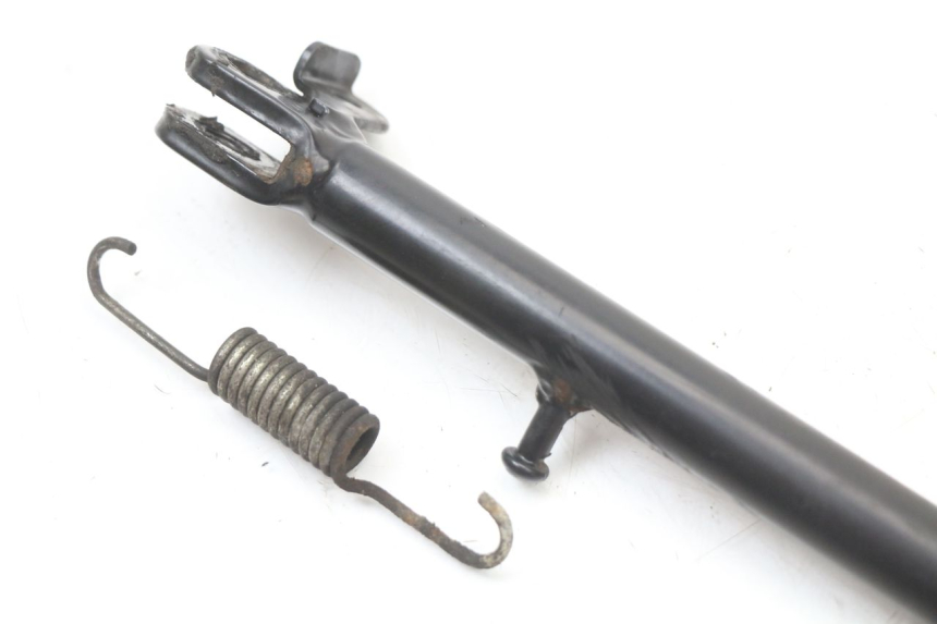 photo de ZIJSTANDAARD SUZUKI BURGMAN 125 (2007 - 2014) - Detail van het onderdeel