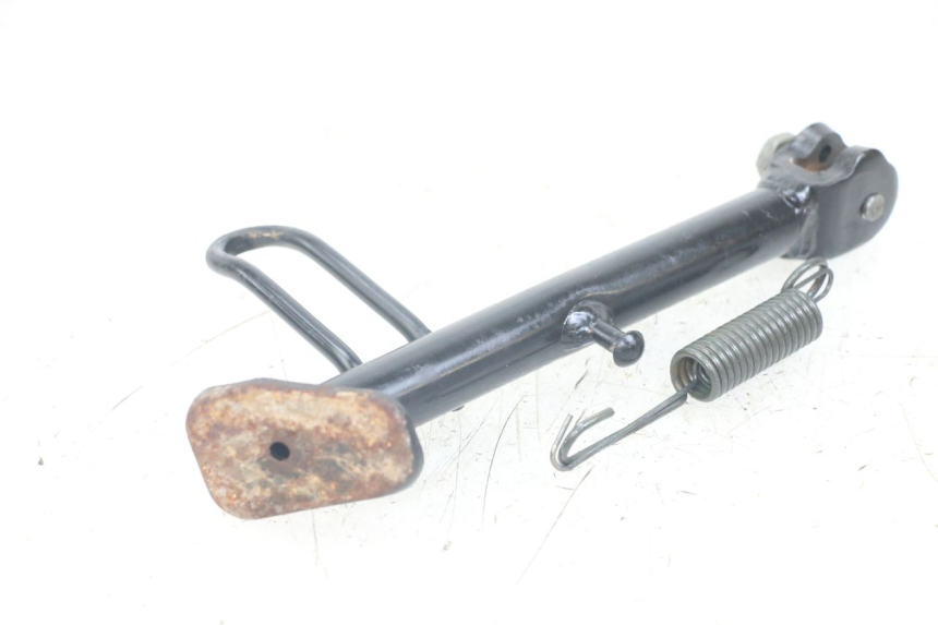 photo de ZIJSTANDAARD SYM FIDDLE 3 III 125 (2014 - 2020) - Detail van het onderdeel