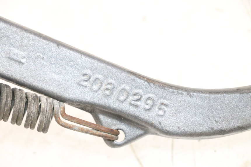 photo de ZIJSTANDAARD TRIUMPH SPRINT 900 (1995 - 1998) - Detail van het onderdeel