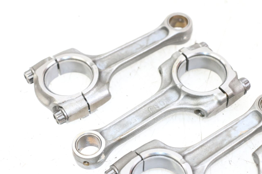 photo de DRIJFSTANG SUZUKI GSR 750 (2011 - 2017) - Technische close-up