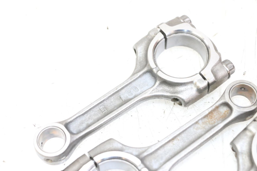 photo de DRIJFSTANG SUZUKI GSR 750 (2011 - 2017) - Markeringen en referenties