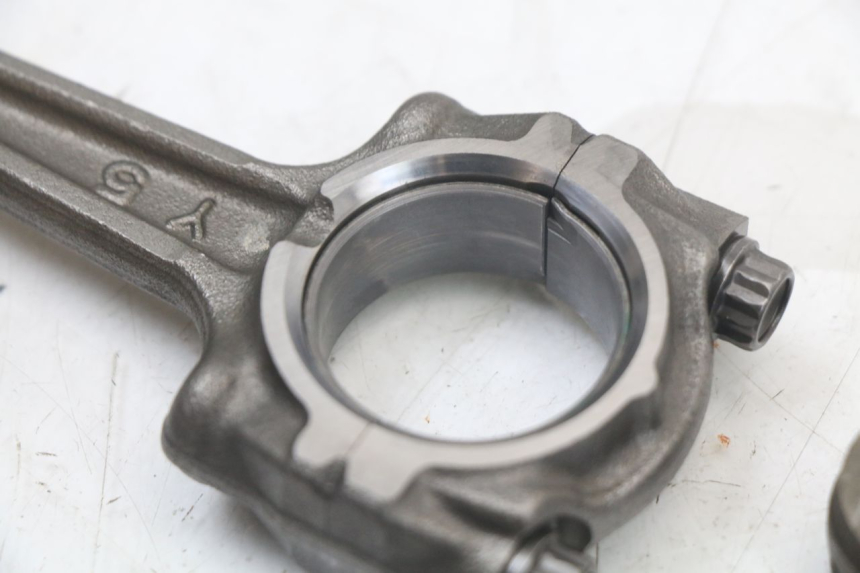 photo de DRIJFSTANG YAMAHA FZ1 FAZER 1000 (2007 - 2009) - Gecontroleerd onderdeel