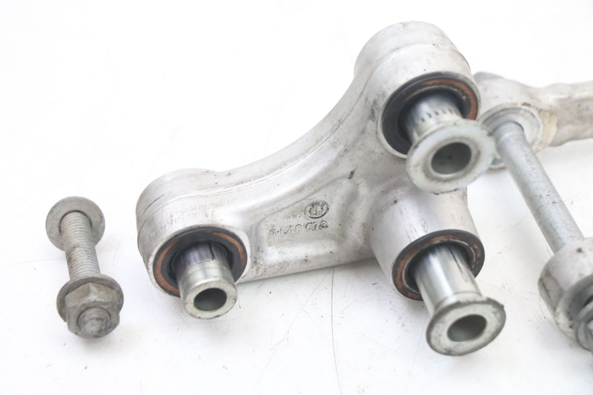 photo de SCHOKDEMPERSTANG BMW S RR ABS S1000RR 1000 (2015 - 2018) - Markeringen en referenties