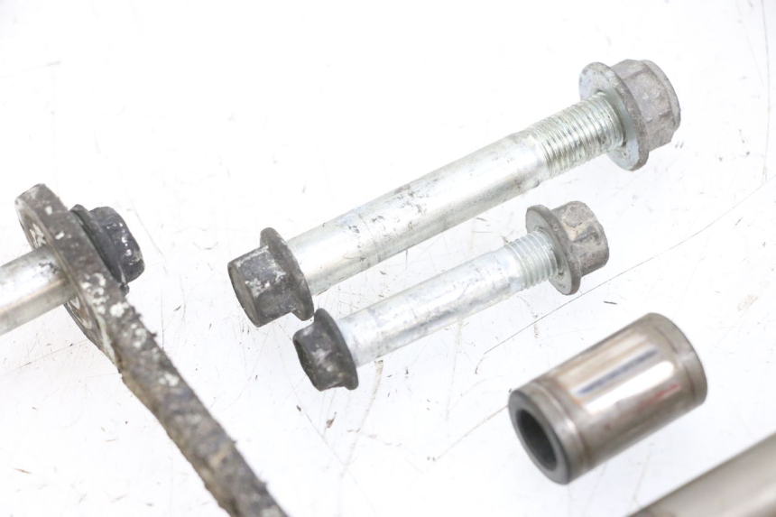 photo de SCHOKDEMPERSTANG SUZUKI DL V STROM 1000 (2002 - 2007) - Kenmerkende details