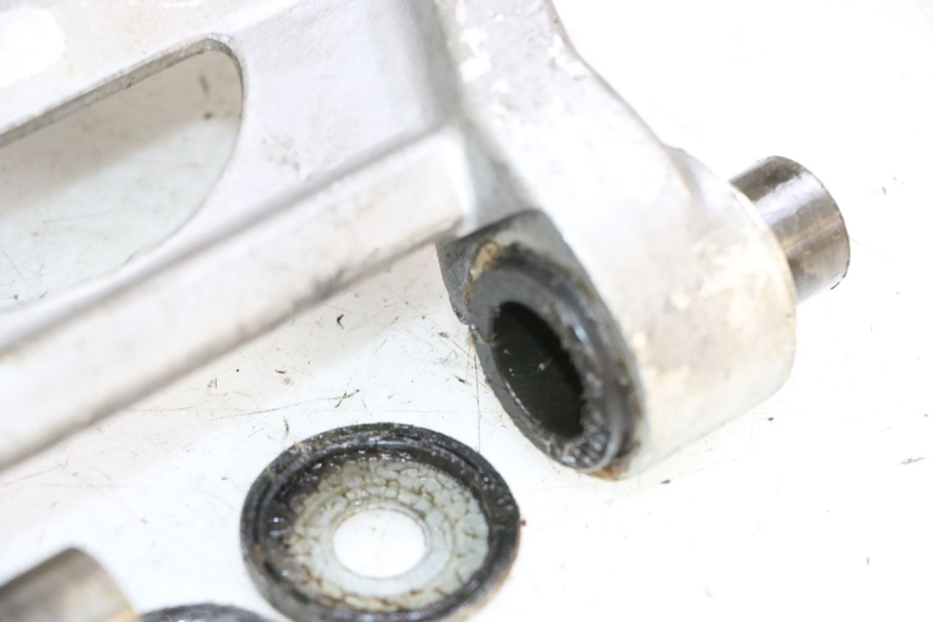 photo de SCHOKDEMPERSTANG YAMAHA FJ 36Y 1100 (1984 - 1985) - Kenmerkende details