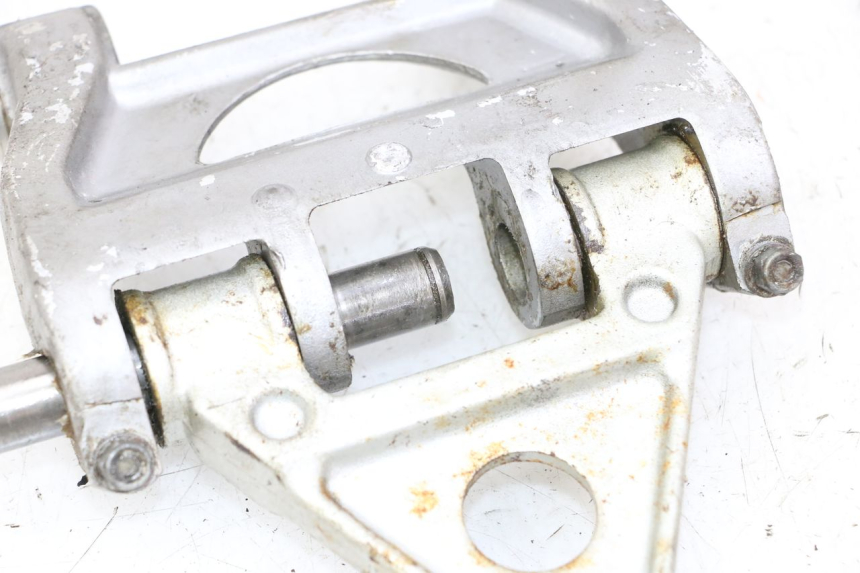 photo de SCHOKDEMPERSTANG YAMAHA FJ 36Y 1100 (1984 - 1985) - Bevestigingspunten