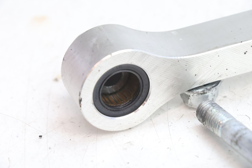 photo de SCHOKDEMPERSTANG YAMAHA FZ8 800 (2010 - 2016) - Gecontroleerd onderdeel