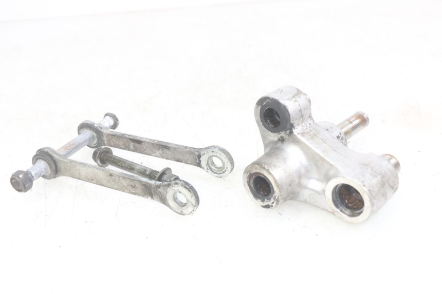 photo de SCHOKDEMPERSTANG YAMAHA FZS FAZER 600 (1998 - 2001) - Technische close-up