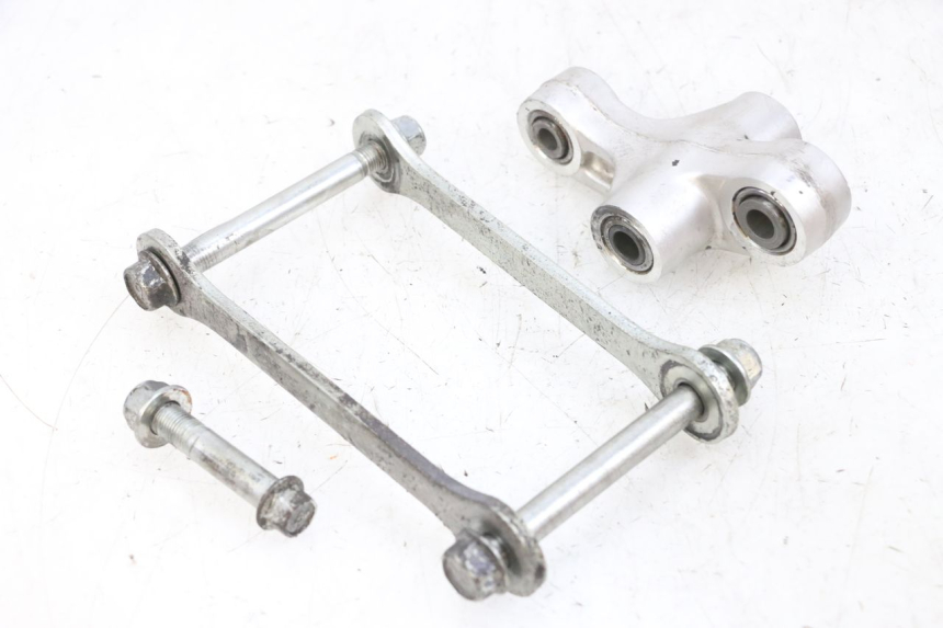 photo de SCHOKDEMPERSTANG SUZUKI GSF N BANDIT 600 (1996 - 1999) - Hoofdaanzicht