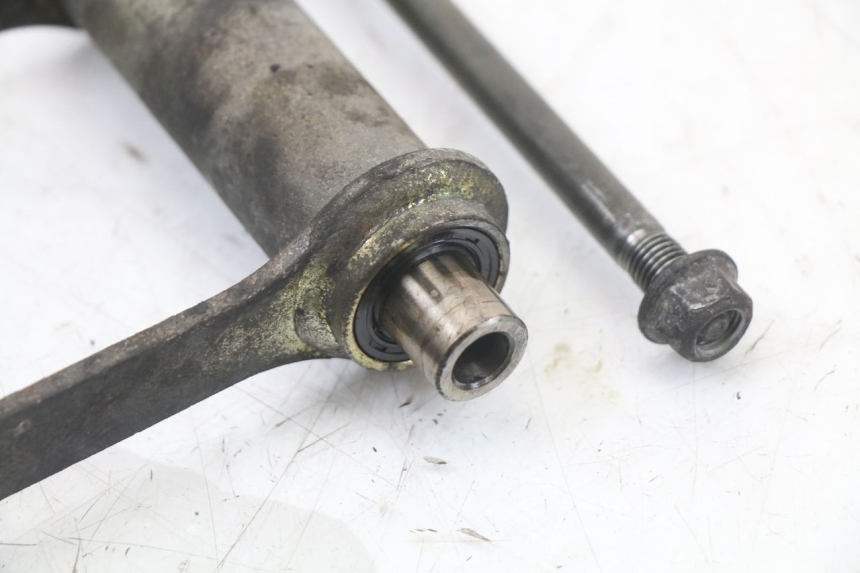 photo de SCHOKDEMPERSTANG HONDA CBR F 1000 (1993 - 1996) - Markeringen en referenties