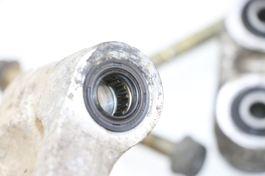 photo de SCHOKDEMPERSTANG HONDA NSR R 125 (1994 - 2003) - Detail van het onderdeel