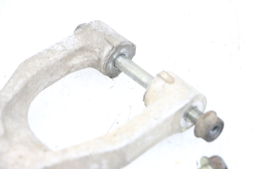 photo de SCHOKDEMPERSTANG HONDA NSR R 125 (1994 - 2003) - Focus op structuur