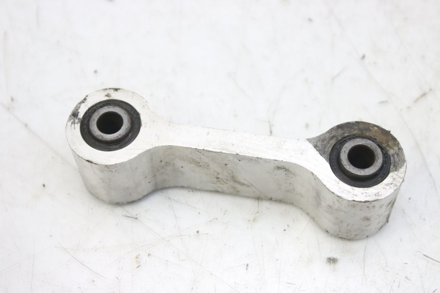 photo de SCHOKDEMPERSTANG TRIUMPH SPRINT ST 955 (1999 - 2001) - Zoom op gebruiksstaat