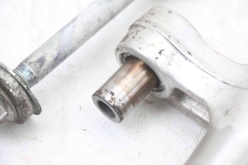 photo de SCHOKDEMPERSTANG SUZUKI GSF S BANDIT 600 (2000 - 2004) - Staat van het oppervlak