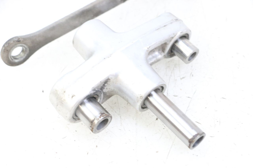 photo de SCHOKDEMPERSTANG SUZUKI GSX F GSXF 650 (2007 - 2015) - Detail van het onderdeel