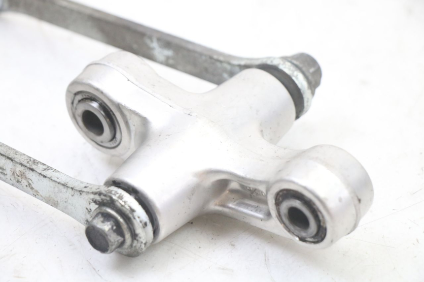 photo de SCHOKDEMPERSTANG SUZUKI GSX F GSXF 650 (2007 - 2015) - Zoom op gebruiksstaat