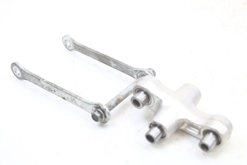 photo de SCHOKDEMPERSTANG SUZUKI GSX F GSXF 650 (2007 - 2015) - Andere kijkhoek