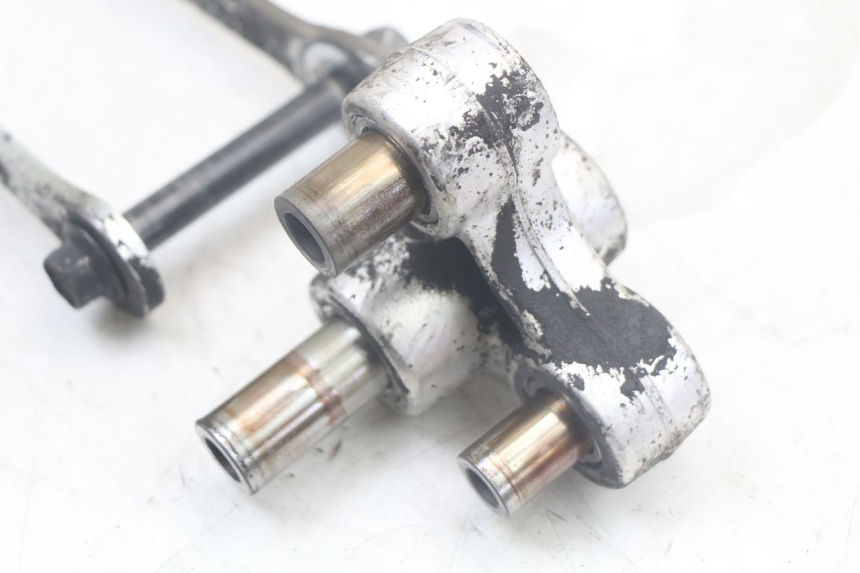 photo de SCHOKDEMPERSTANG SUZUKI SV N 650 (1999 - 2002) - Detail van het onderdeel