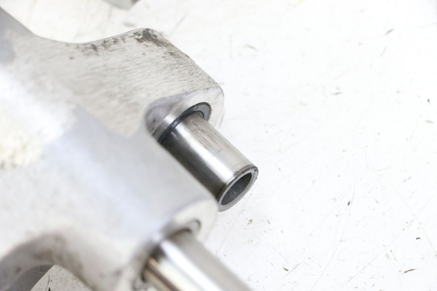 photo de SCHOKBREKERSTANG YAMAHA FZS FAZER 600 (2001 - 2003) - Technische close-up