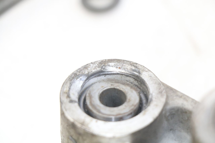 photo de SCHOKDEMPERSTANG YAMAHA YZF R THUNDERCAT 600 (1996 - 2003) - Kenmerkende details