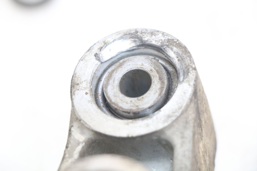 photo de SCHOKDEMPERSTANG YAMAHA YZF R THUNDERCAT 600 (1996 - 2003) - Zoom op componenten