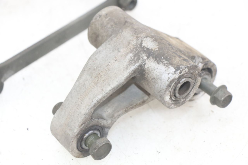 photo de SCHOKDEMPERSTANG YAMAHA YZF R THUNDERCAT 600 (1996 - 2003) - Visuele inspectie