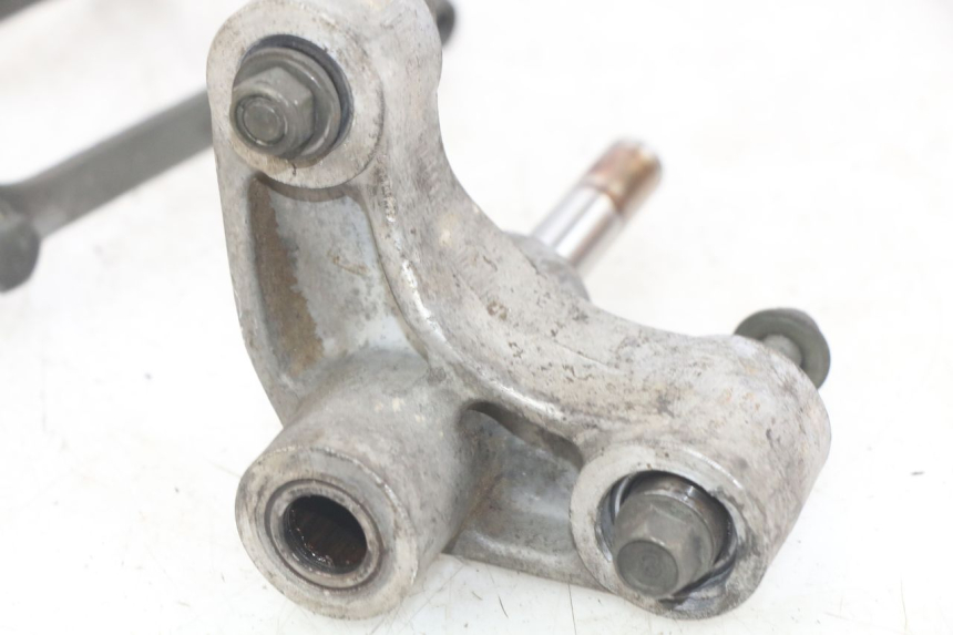 photo de SCHOKDEMPERSTANG YAMAHA YZF R THUNDERCAT 600 (1996 - 2003) - Overzicht