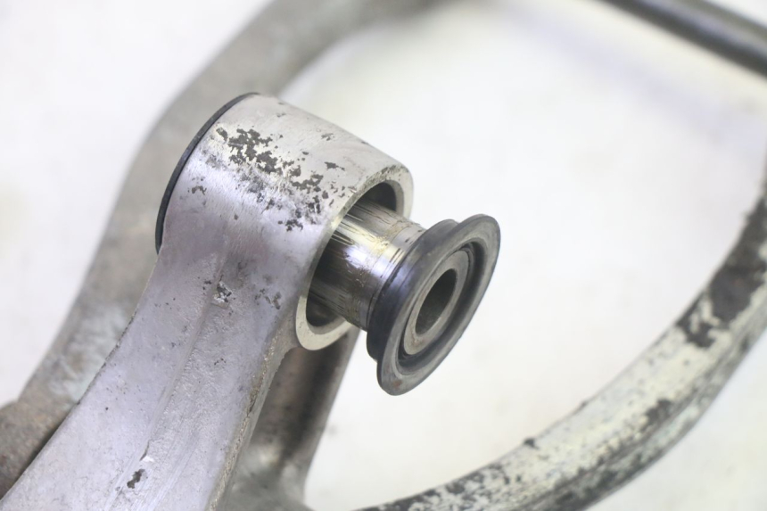 photo de SCHOKBREKERSTANG KAWASAKI ZR 7 750 (1999 - 2004) - Gecontroleerd onderdeel