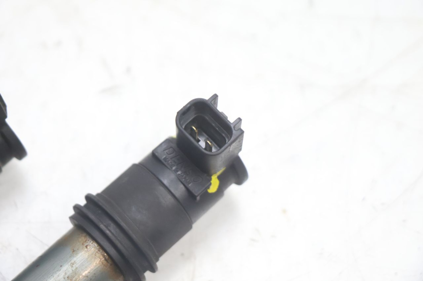 photo de BOBINE SUZUKI BURGMAN EXECUTIVE ABS 650 (2006 - 2012) - Andere kijkhoek