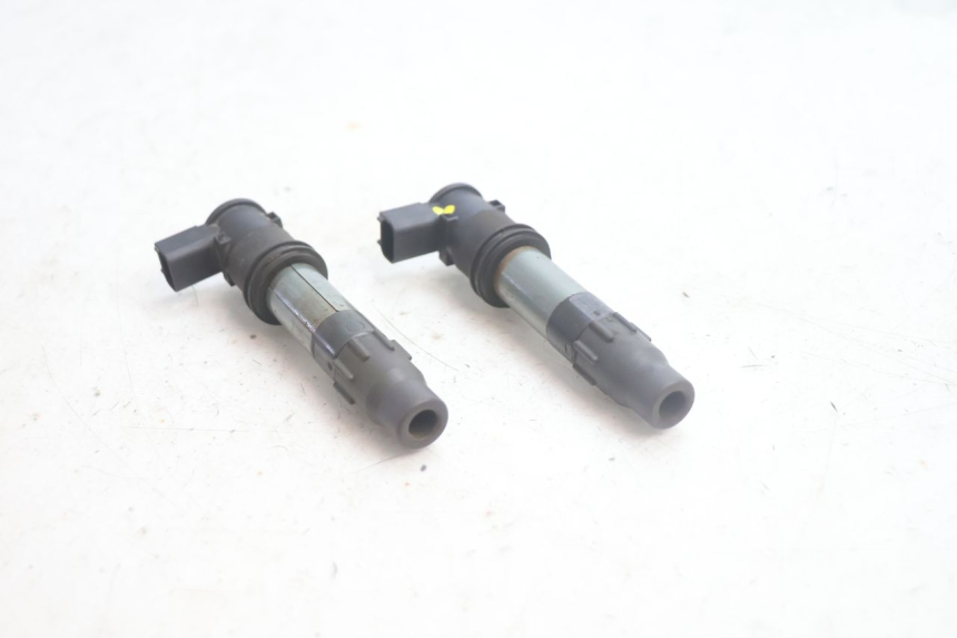 photo de BOBINE SUZUKI BURGMAN EXECUTIVE ABS 650 (2006 - 2012) - Bevestigingspunten