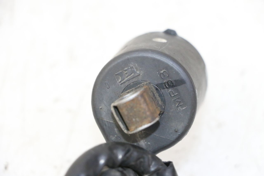 photo de BOBINE HONDA FES S-WING SWING ABS 125 (2007 - 2015) - Detail van het onderdeel