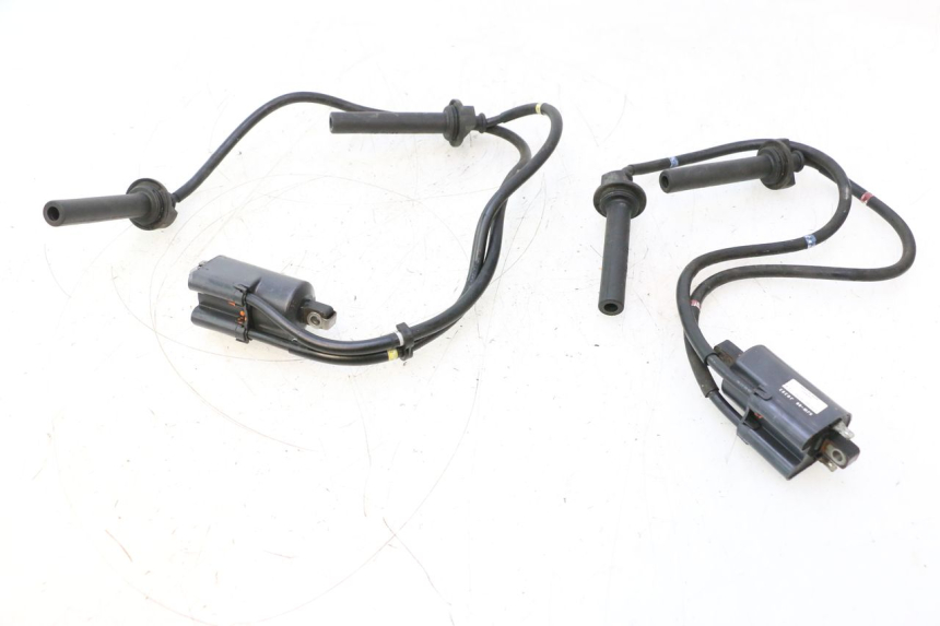 photo de SPOEL YAMAHA FJR 1300 (2001 - 2005) - Hoofdaanzicht