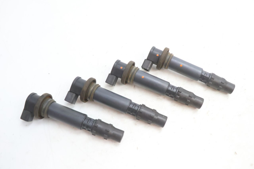 photo de BOBINE SUZUKI GSR 600 (2005 - 2012) - Detail van het onderdeel