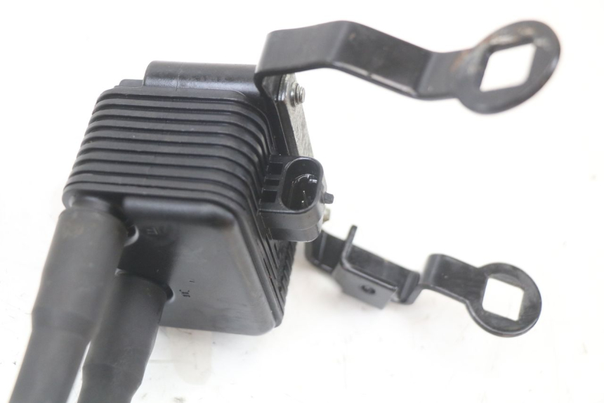 photo de BOBINE HARLEY DAVIDSON SPORTSTER XL CUSTOM 883 (1999 - 2006) - Technische close-up