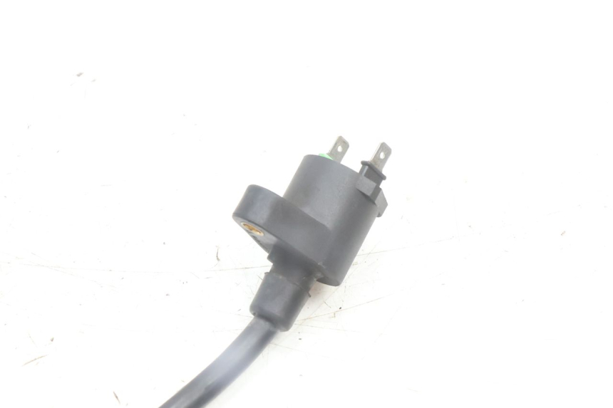 photo de BOBINE PEUGEOT KISBEE 4T 50 (2010 - 2017) - Zoom op gebruiksstaat