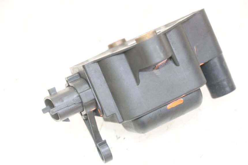 photo de BOBINE PIAGGIO MP3 LT 300 (2010 - 2016) - Technische close-up