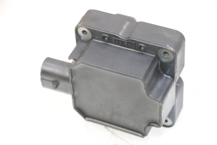 photo de BOBINE PIAGGIO MP3 LT 400 (2007 - 2012) - Zoom op gebruiksstaat