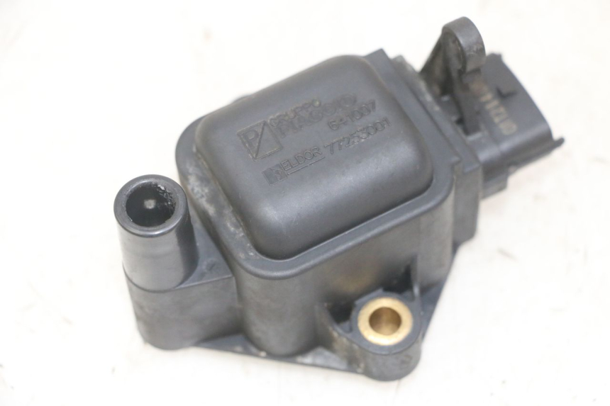 photo de BOBINE PIAGGIO MP3 LT 300 (2010 - 2016) - Technische close-up