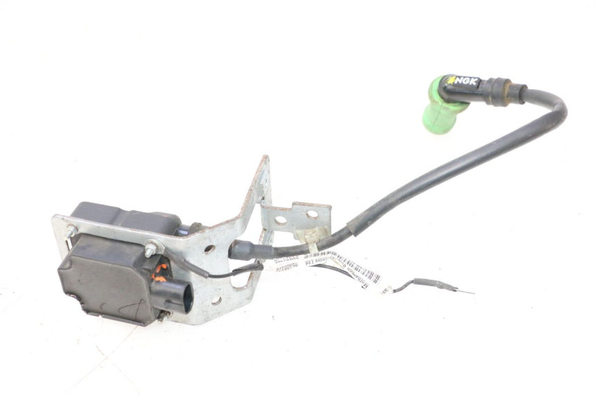 photo de BOBINE PIAGGIO MP3 LT 400 (2007 - 2012) - Detail van het onderdeel