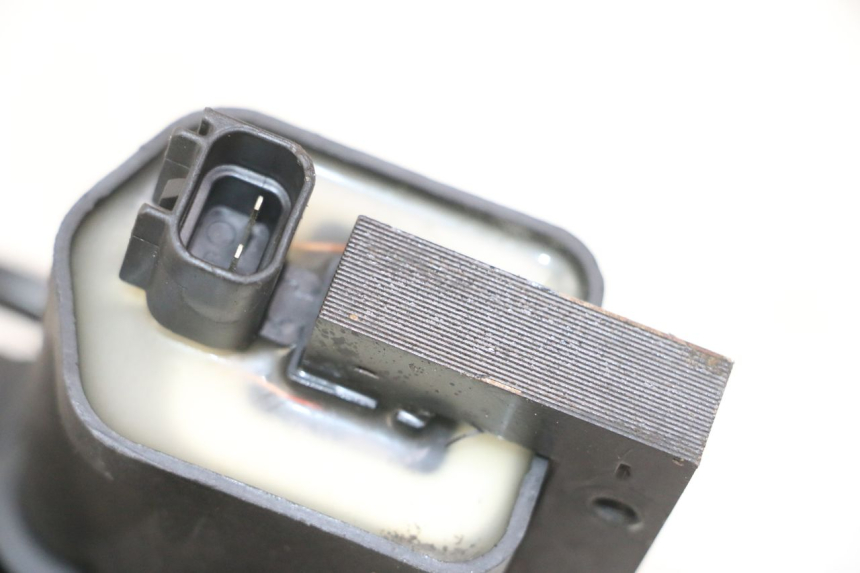 photo de BOBINE PEUGEOT SATELIS COMPRESSOR K15 125 (2006 - 2009) - Detail van het onderdeel