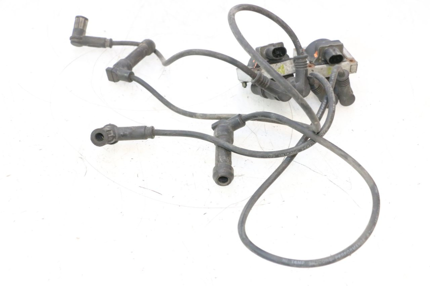 photo de SPOEL DUCATI SS IE DS CARENEE 1000 (2002 - 2006) - Zoom op gebruiksstaat